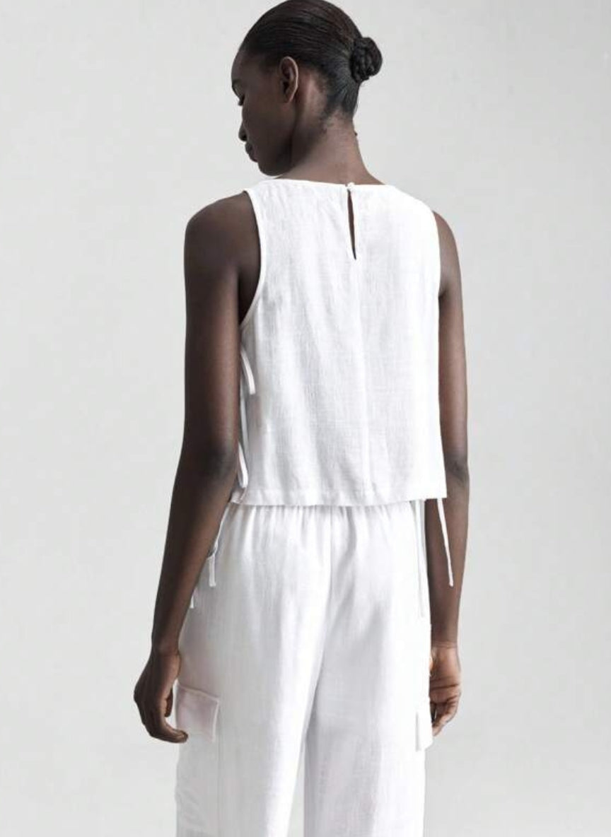 Women’s Sleeveless T-Shirt with Side Tie – Linheir