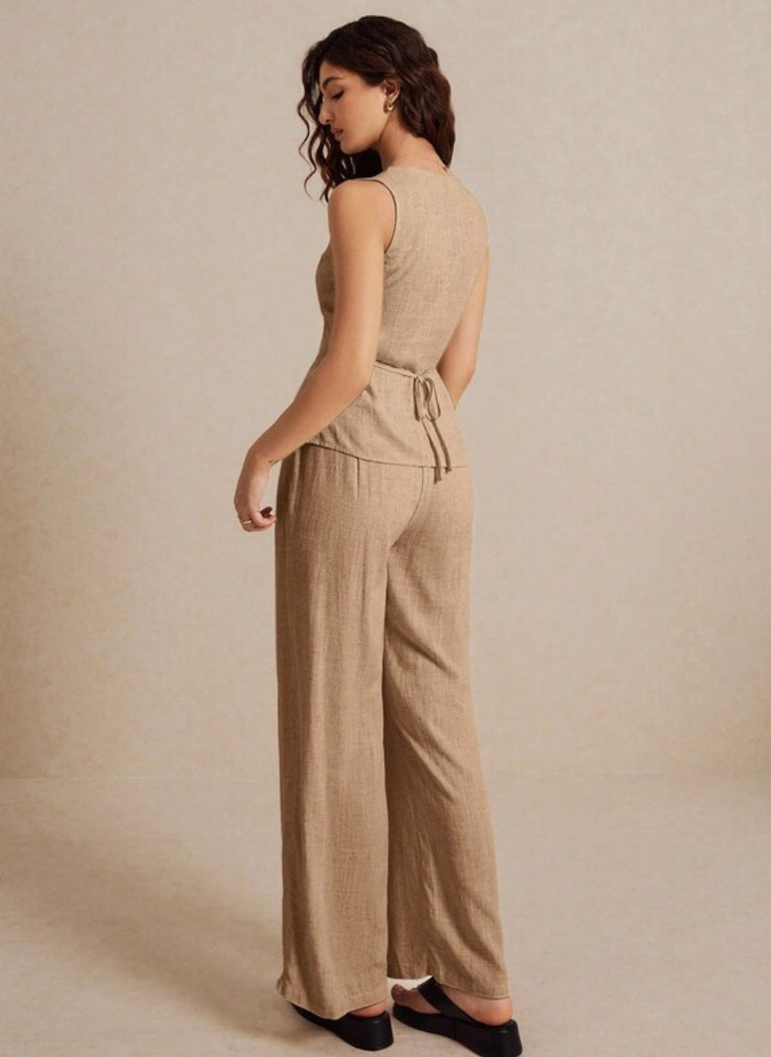 Classic Minimalist Women’s Blouse – Linheir