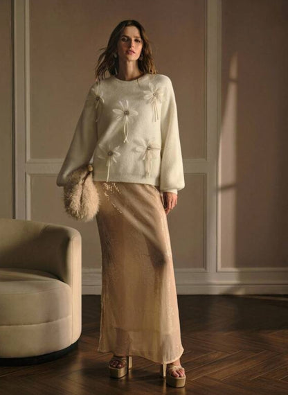 Elegant Coat with Floral Appliqués - Linheir