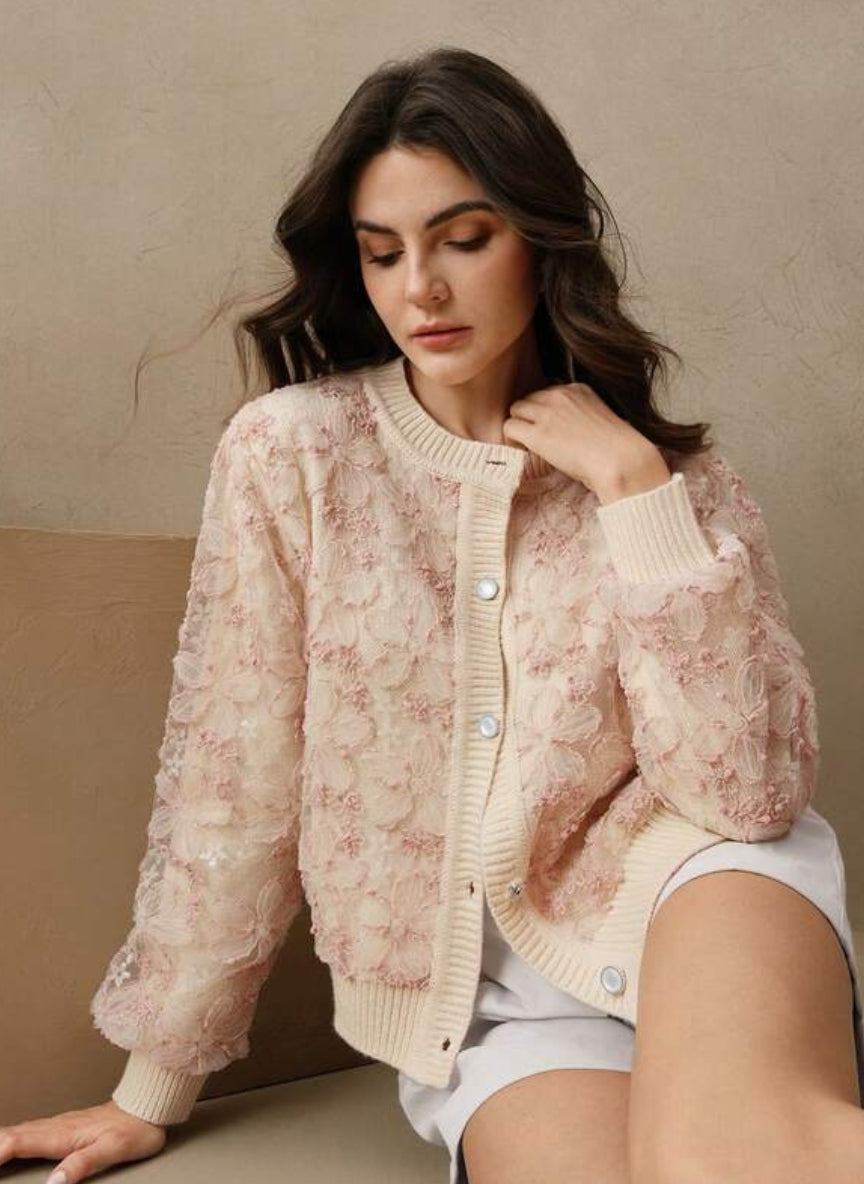 Elegant women's cardigan with floral embroidery – Linheir