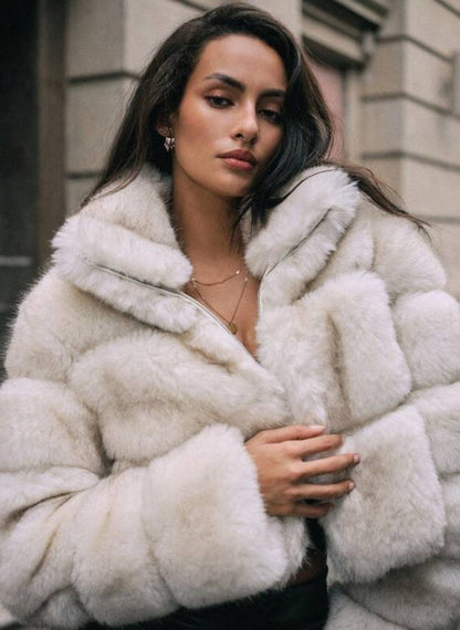 Stylish Short Fluffy Fur Jacket – Linheir