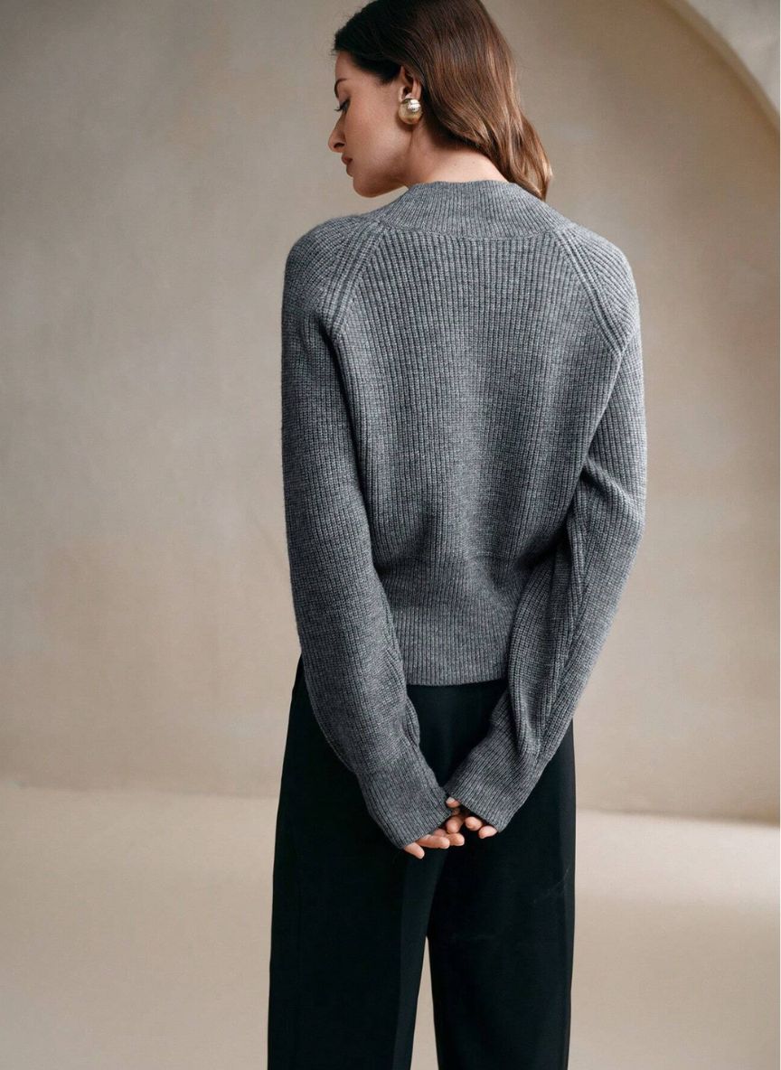 Elegant Women's Layered Cardigan – Linheir