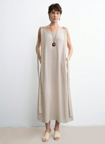 Sleeveless Maxi Dress D-shaped Ring Detail - Linheir
