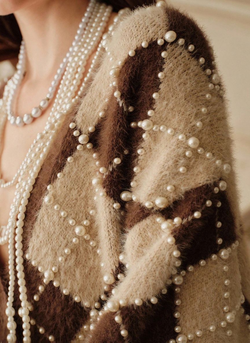 Vintage Pearl Touch Cardigan V-Neck - Linheir