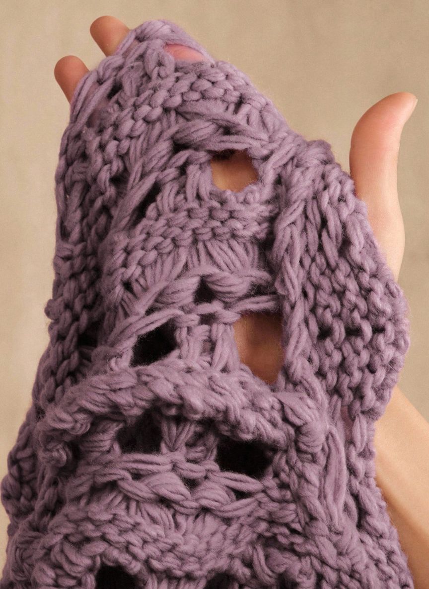 Women's Icelandic Knit Sweater Cutouts - Linheir